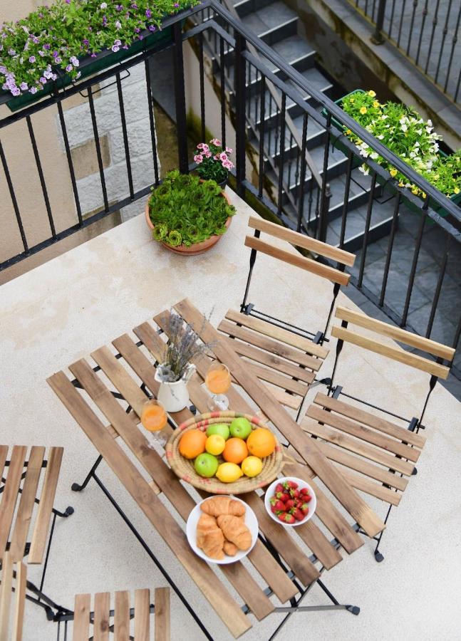 Apartment D & Studio L Dobrinj ภายนอก รูปภาพ